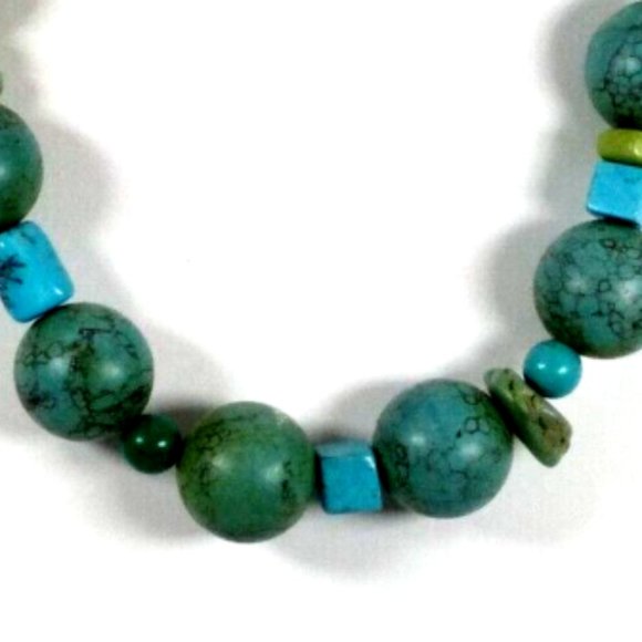 Blue, Green and Yellow Turquoise Howlite Beaded Necklace 22" - Picture 2 of 3